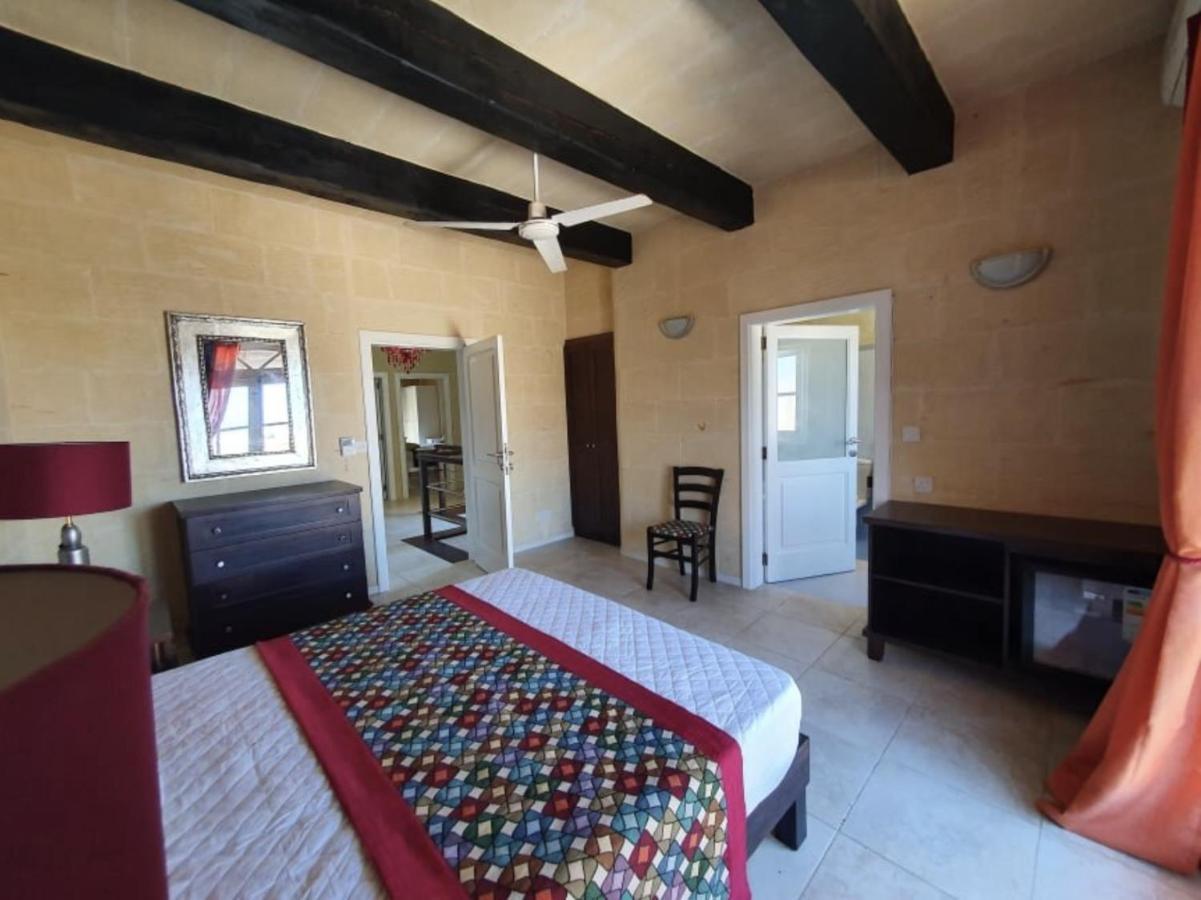 Petra Farmhouse B&B Nadur Buitenkant foto